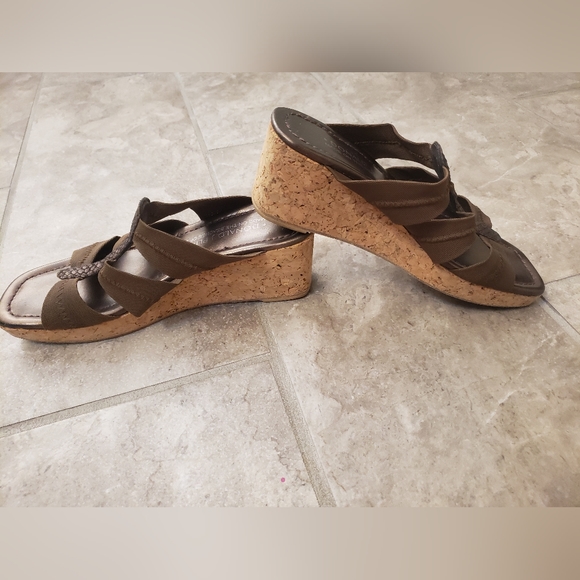 Donald J Pilner Sandals - Picture 5 of 6